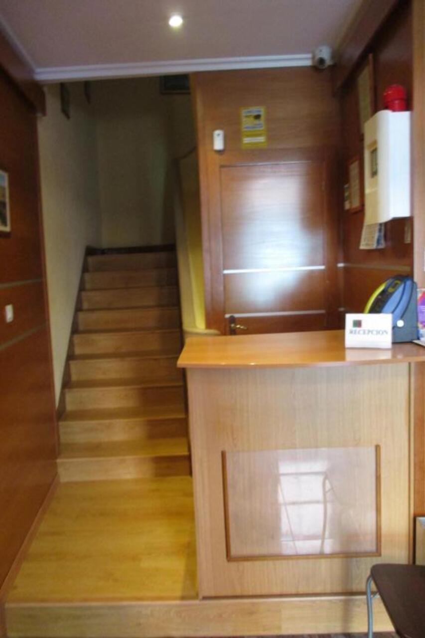 Hostal Becares Palencia Esterno foto