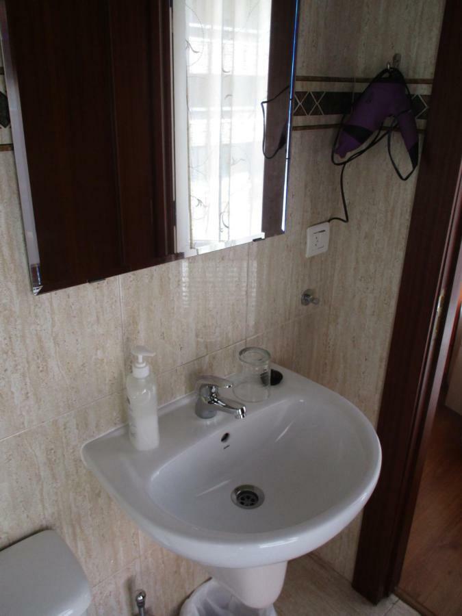 Hostal Becares Palencia Esterno foto