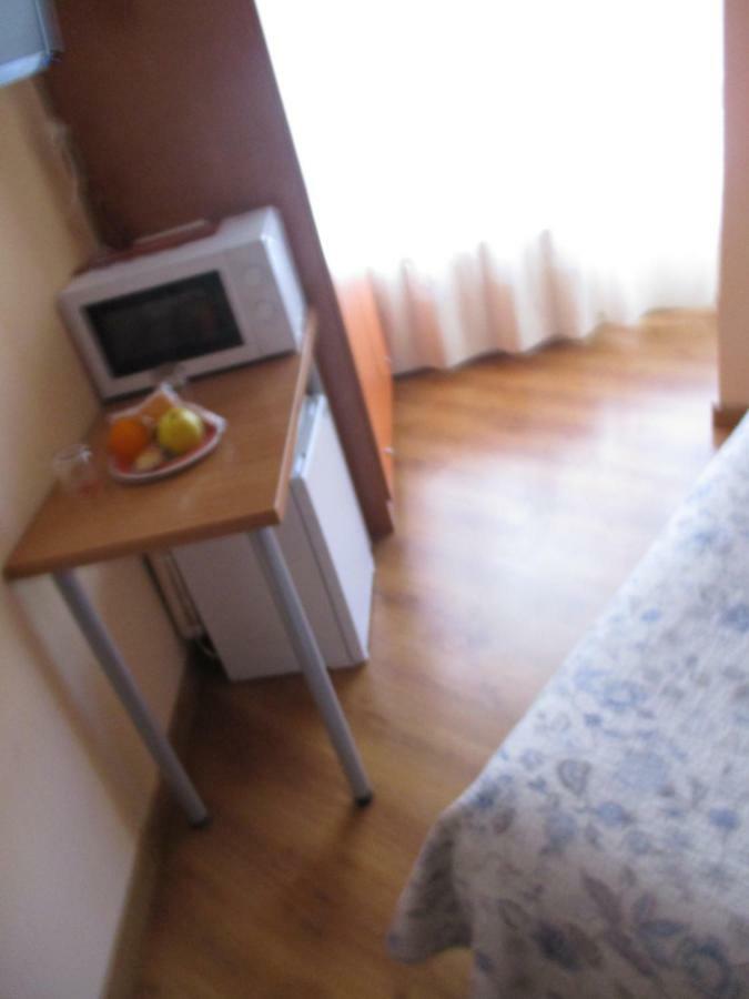 Hostal Becares Palencia Esterno foto